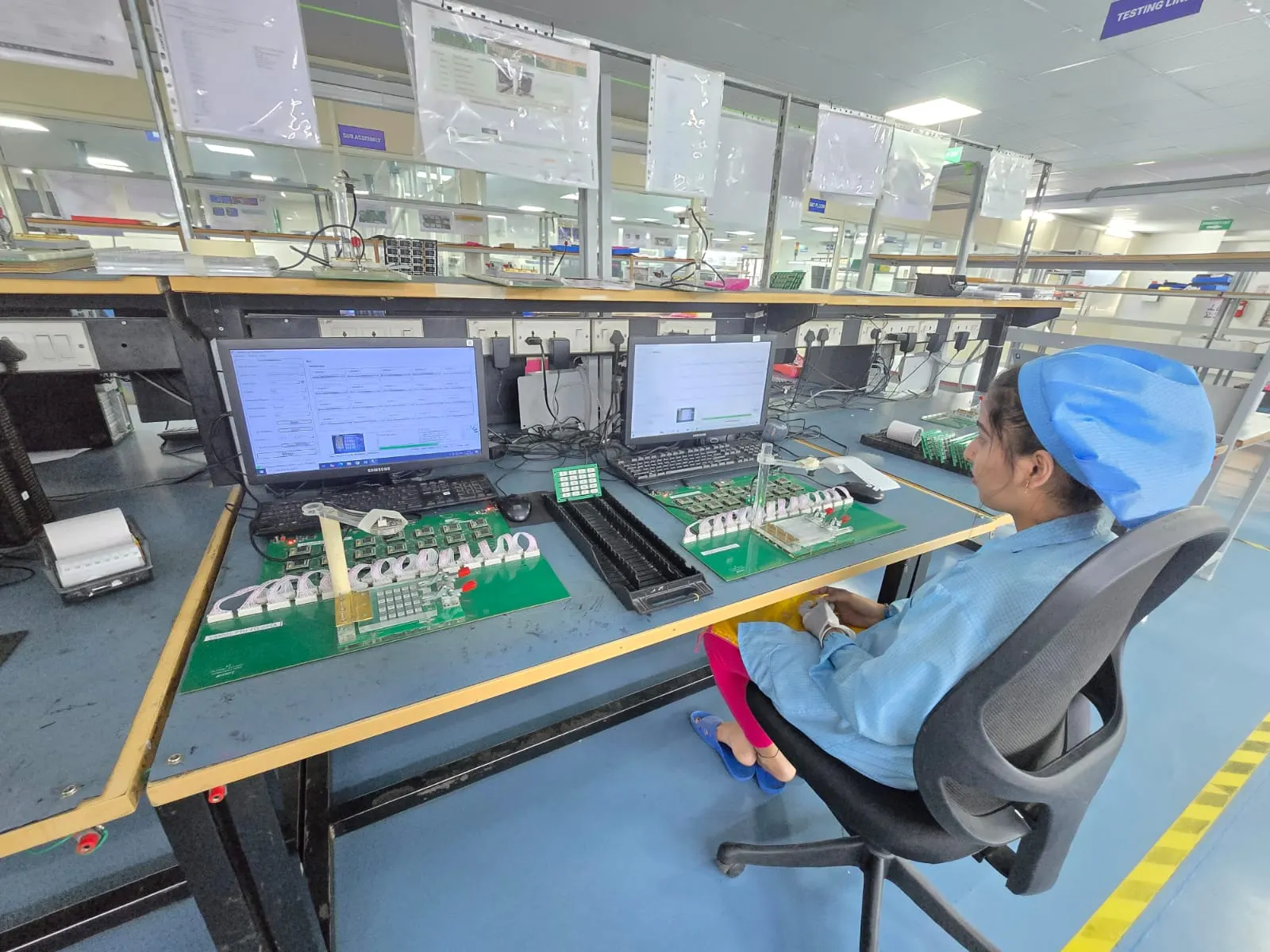 Testing bench with boards Vishesh Innovative Technologies